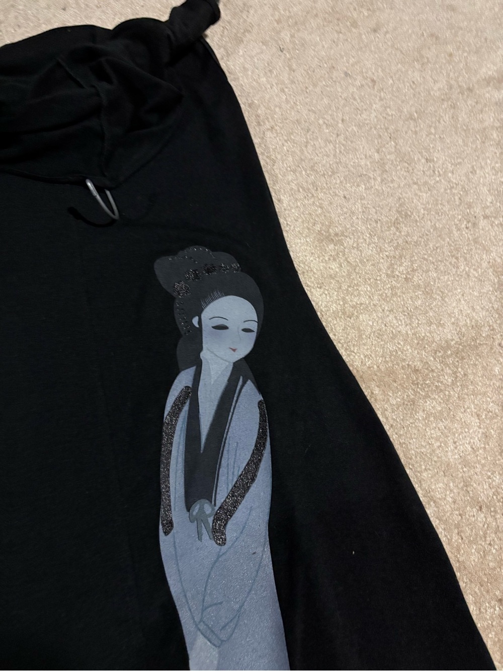 Bisou Bisou Black Cowl-Neck Sweater with Geisha Graphic